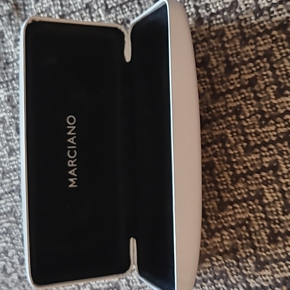 Marciano by Guess hard glass case.